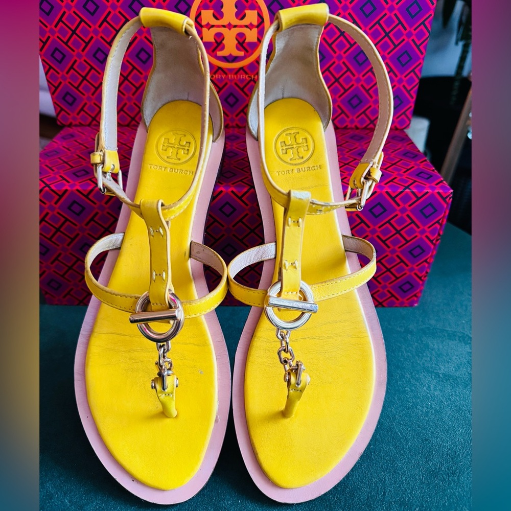 Tory Burch Yellow Leather Sandals | Size 6.5 💛 - Picture 3 of 11